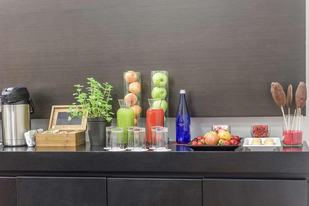 Hotel Nh Collection Medellin Royal Restaurant photo